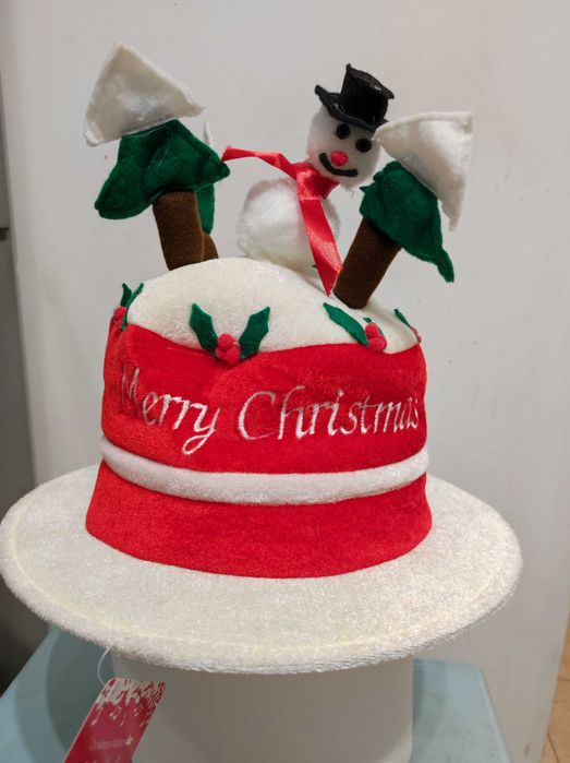 - Świąteczny kapelusz