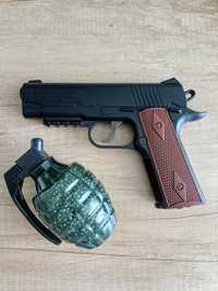 Пістолет іграшковий Crosman 1911BB
