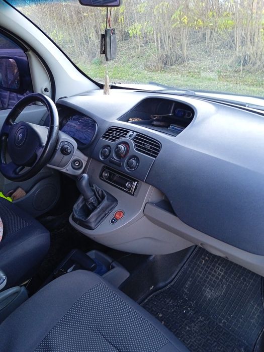 Продам Рено кенго2