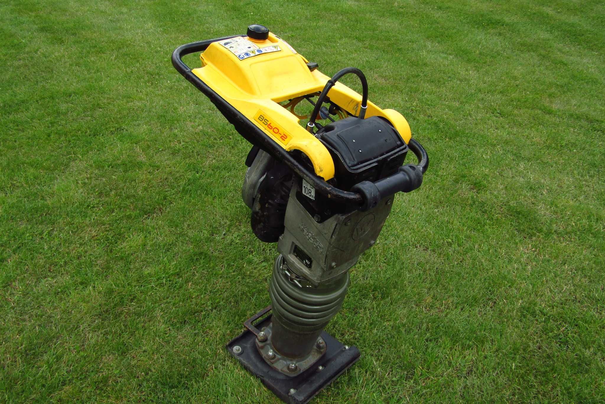Wacker Neuson BS60-2 stopa skoczek