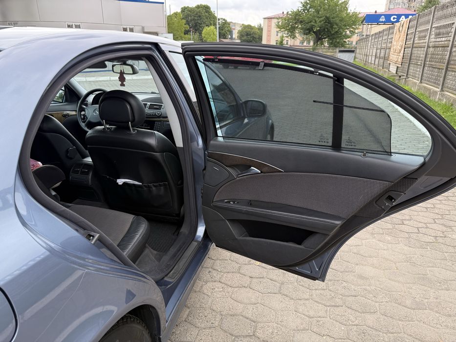 Автомобіль Mercedes-benz 2003 року в гарному стані. Телефонуйте
