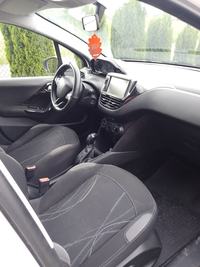 Peugeot 208 1.4 hdi Prywatnie Tablet klima super stan