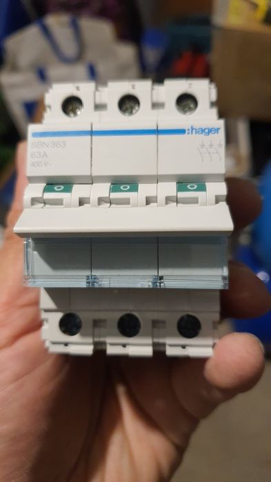 Rozłącznik izolacyjny firmy Hager