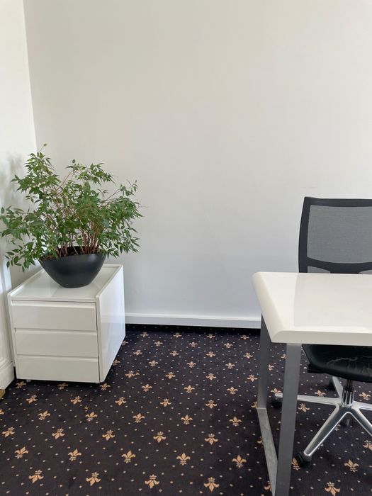 Wynajmę część biura (pokój) - Nowogrodzka Warszawa