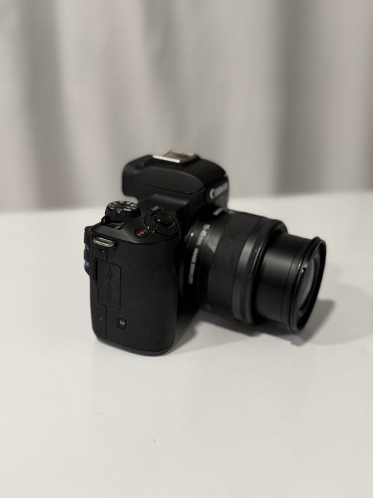 Canon m50 como nova