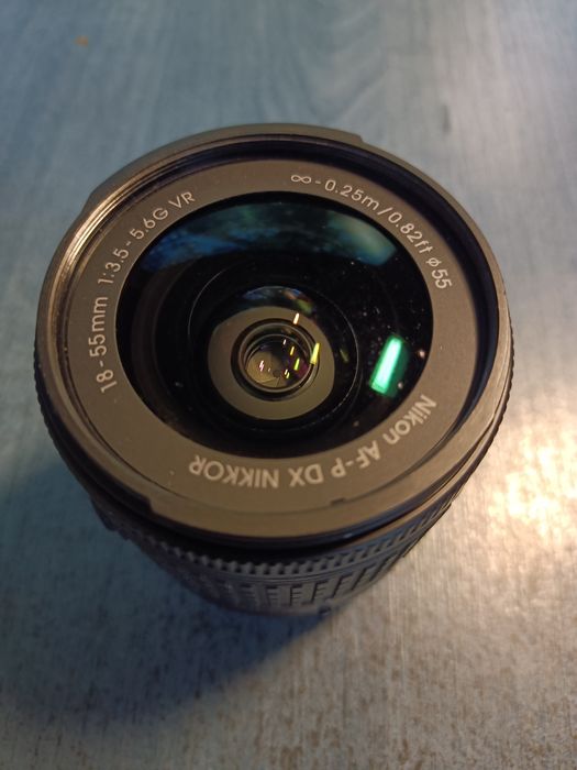 Продам Nikon  AF-P nikkor 18-55
