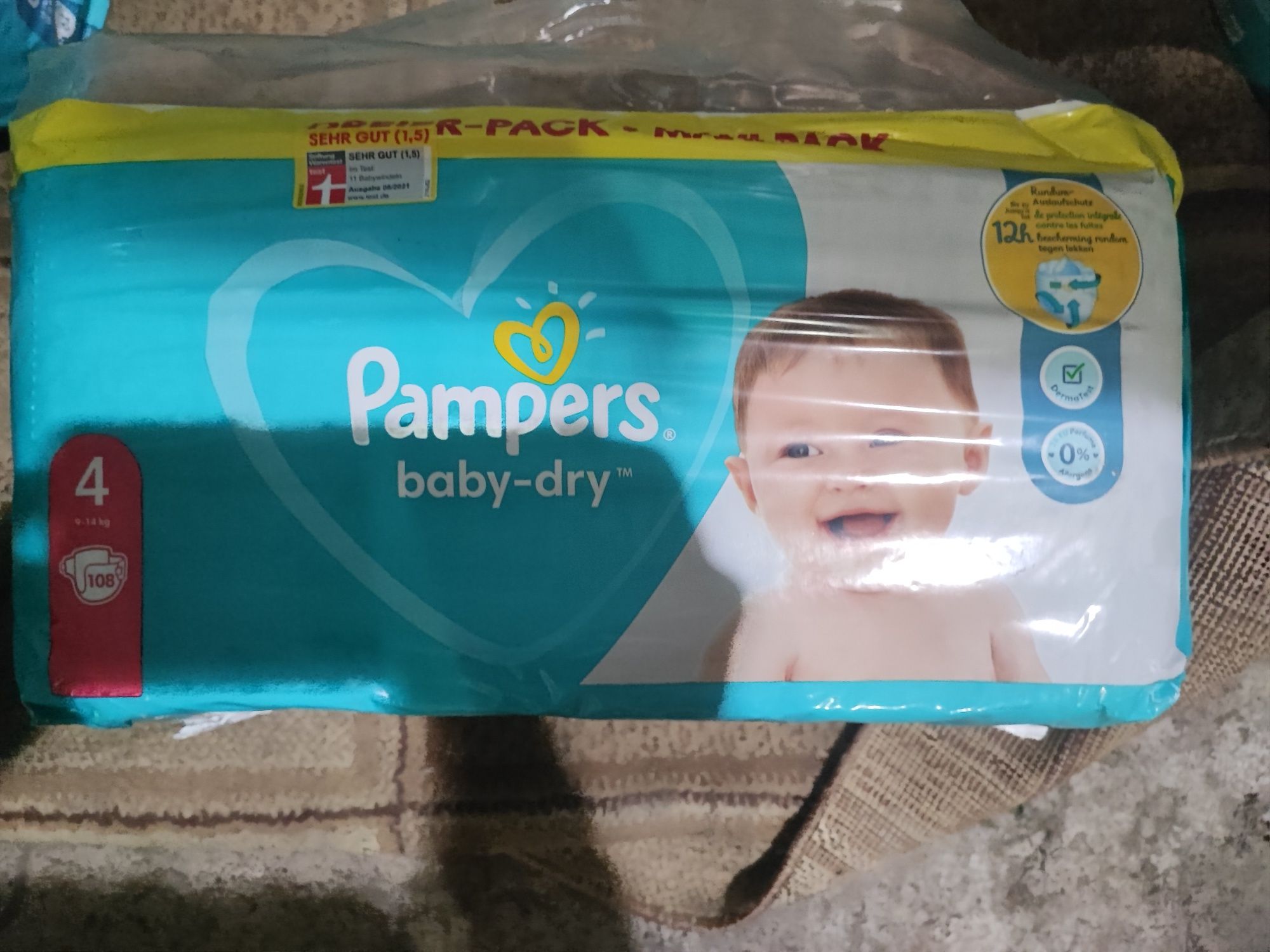 Pumpers baby-dry 4 108шт памперси підгузки