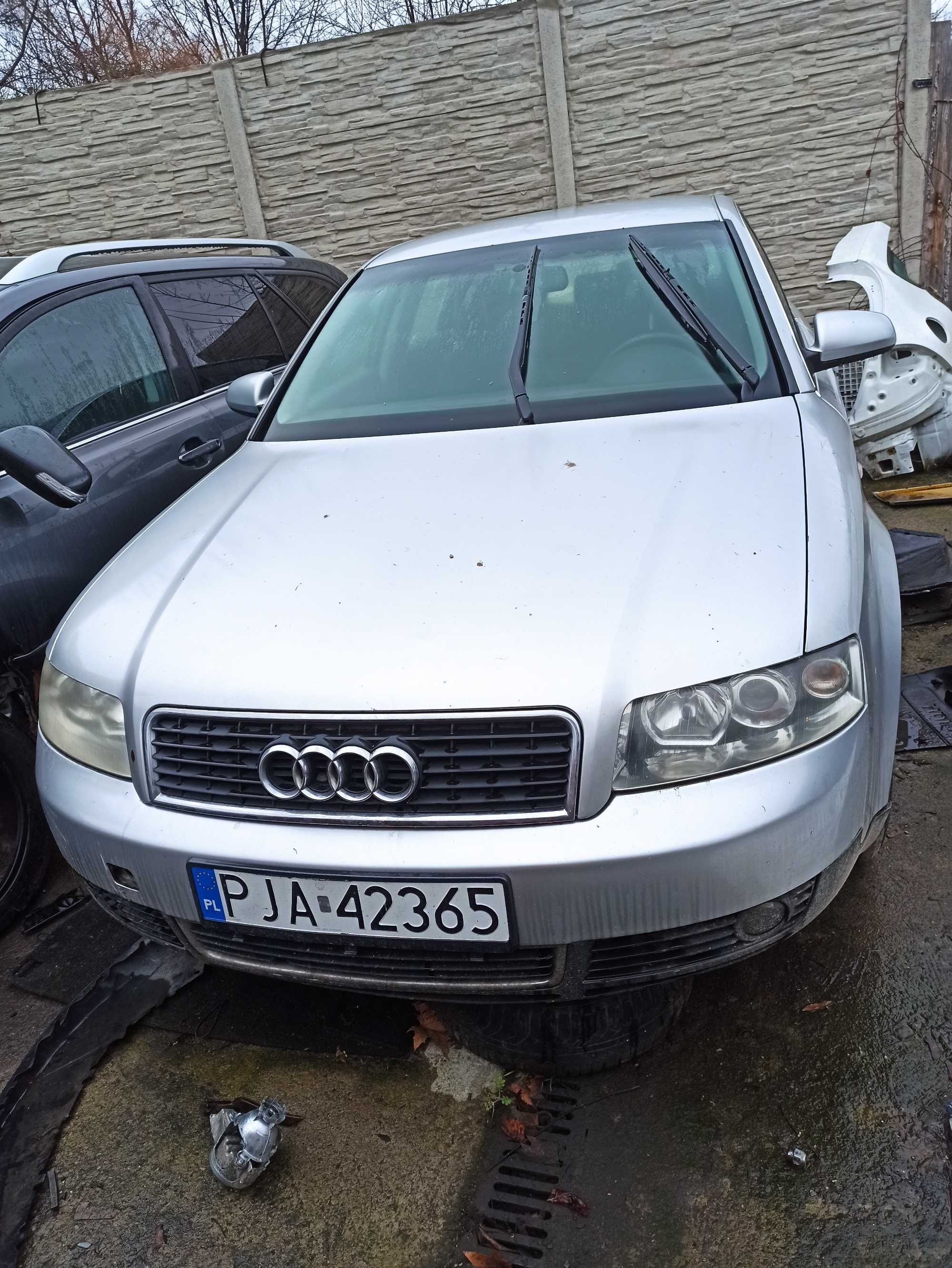 Audi A4 samochody na części!