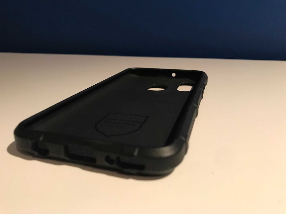 Etui na telefon komórkowy