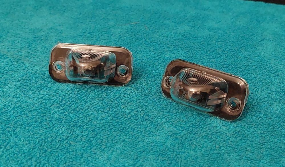Luz matrícula Volkswagen Golf 2 Jetta - 2 peças