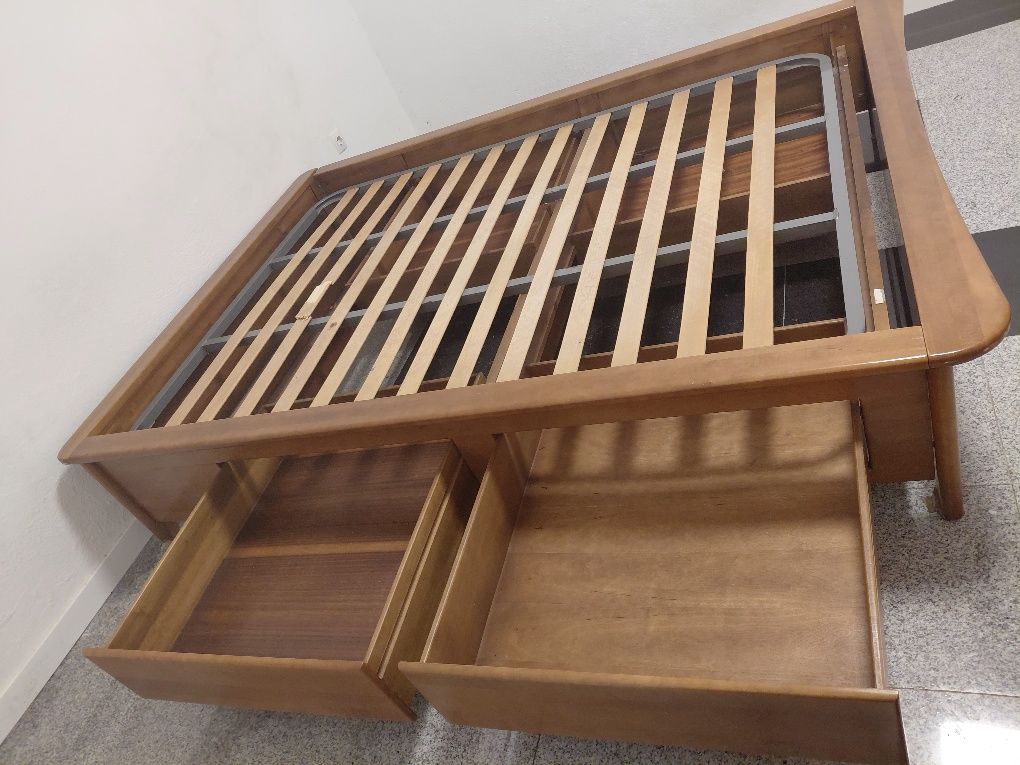 Cama de Madeira Casal Madeira Maciça Pinho Mel