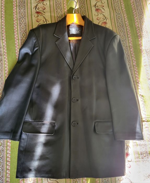 Продам кожаный пиджак
