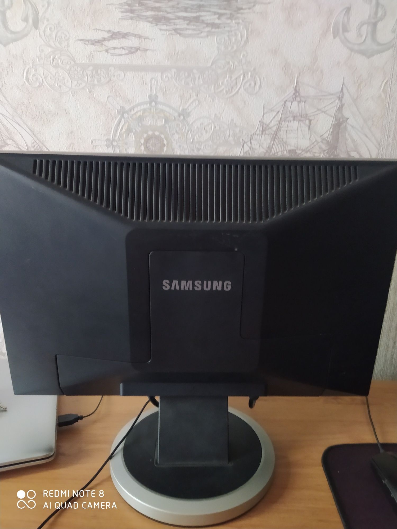 Монитор Самсунг SynsMaster 940nw