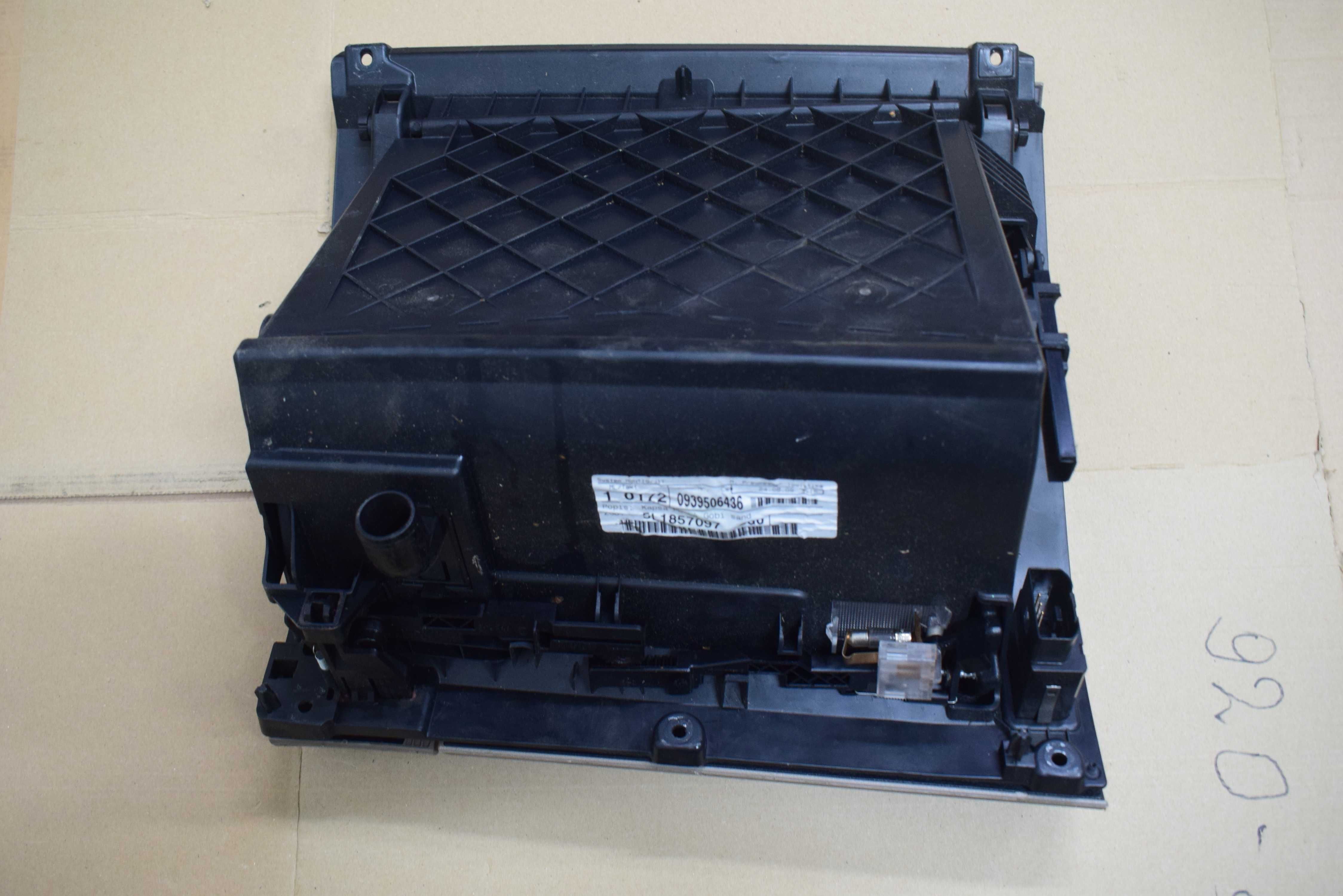 Skoda Yeti 5L Schowek pasażera 5L1.857097