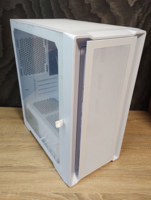 Комп'ютерий корпус CoolMan