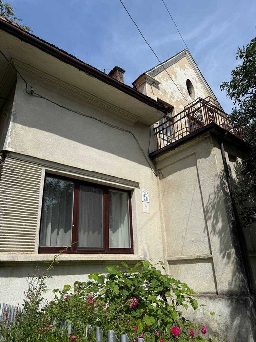 Приватний будинок р-н парку