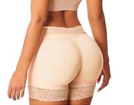 ATENÇÃO SENHORAS: Agora Você Pode Aumentar o Seu Bumbum Com Esta Cinta