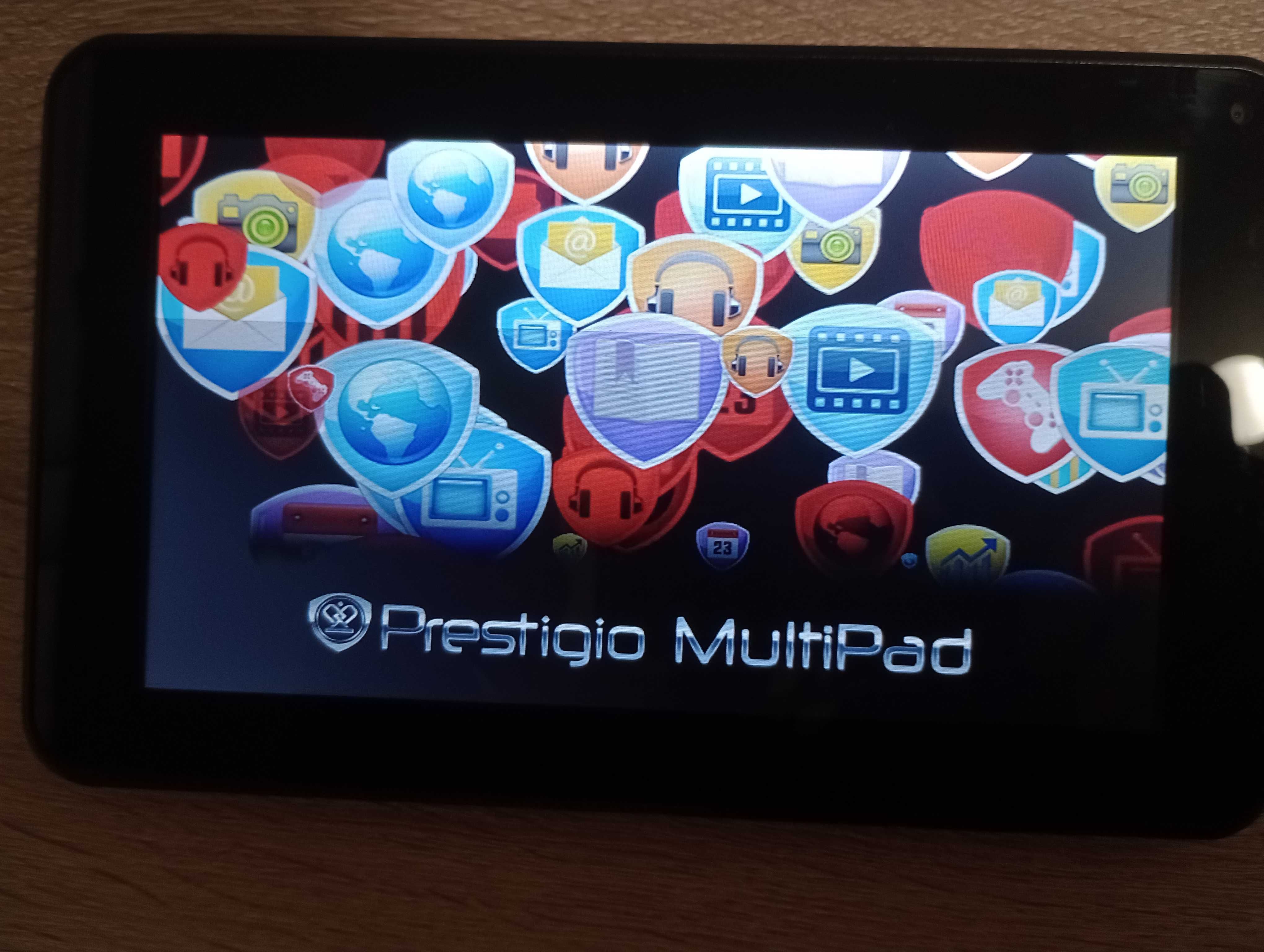 Планшет Prestigio MultiPad 7.0 Ultra+, PNP3670B