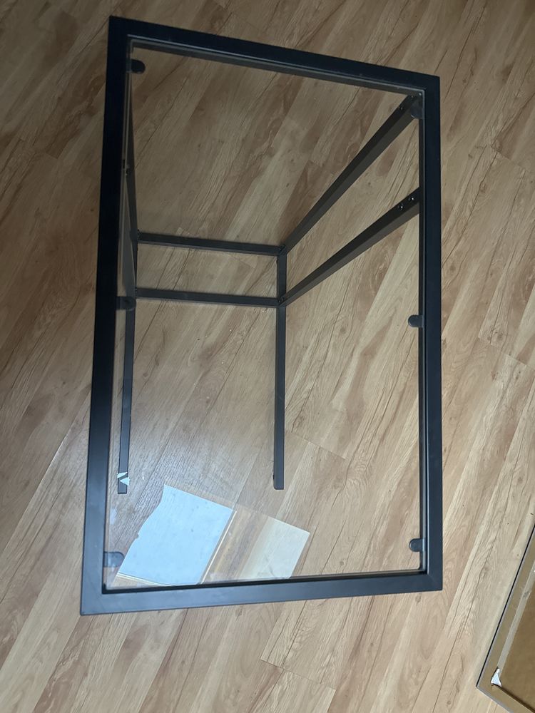Stolik pod laptop