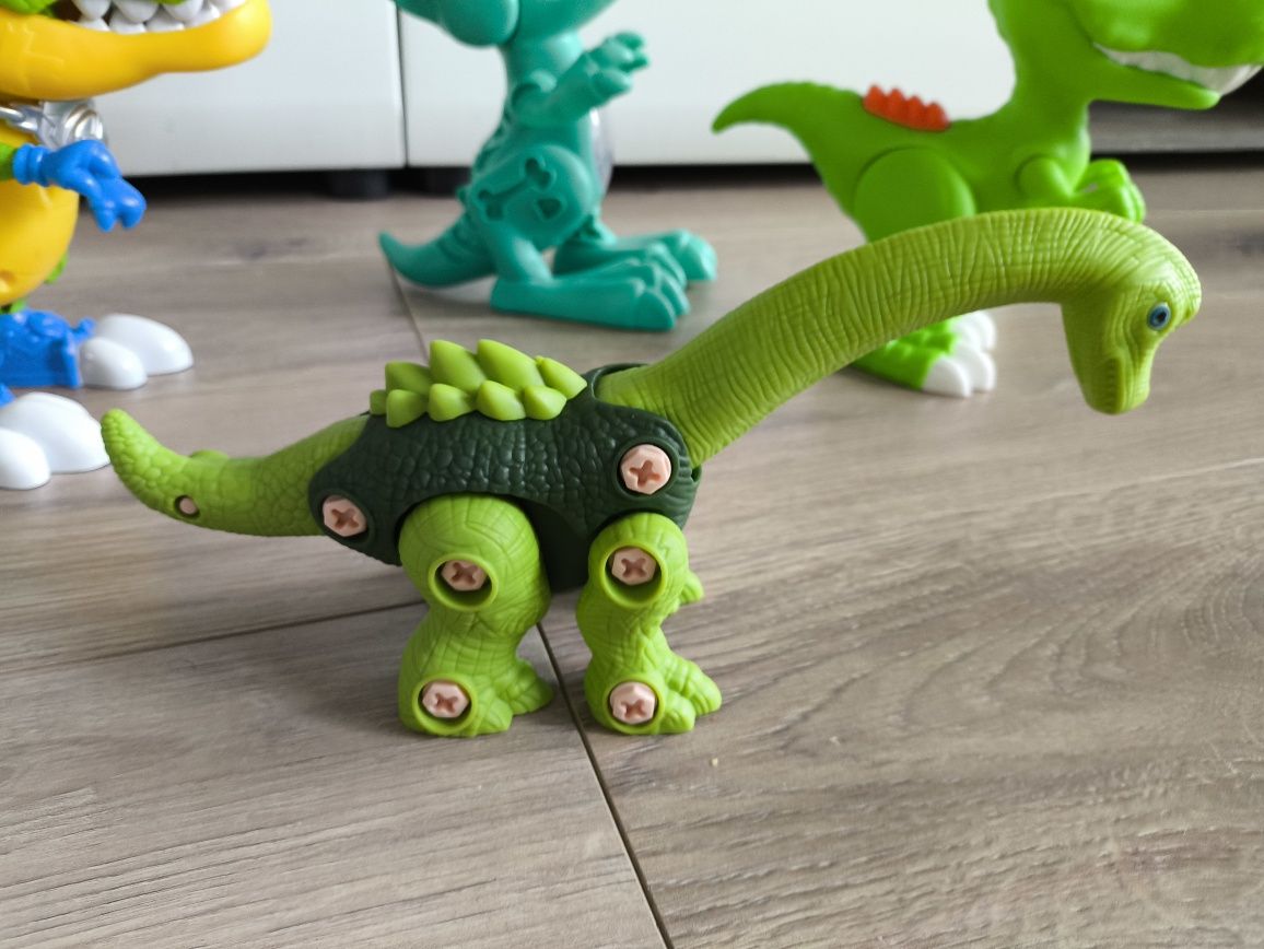 Dinozaury superthings, playdoh itd.