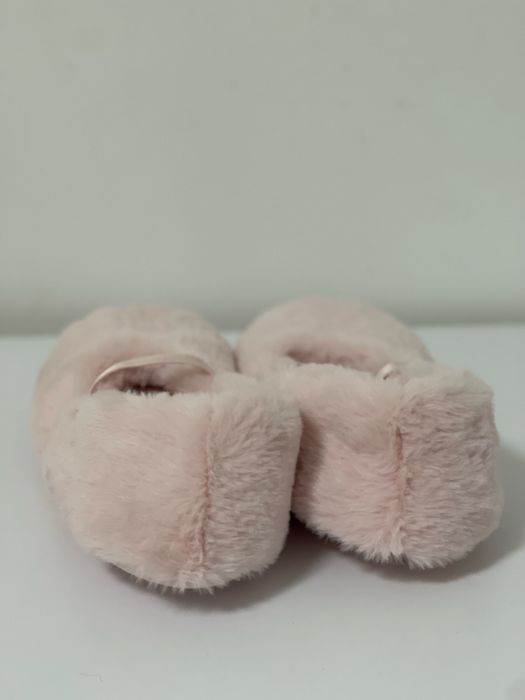 Кімнатні тапочки рожеві 39-40 розмір .