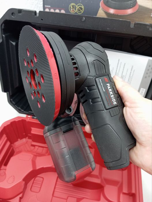 центриком Parkside PAESP 12-Li A1, орбітальна  шліфмашинка парксайд