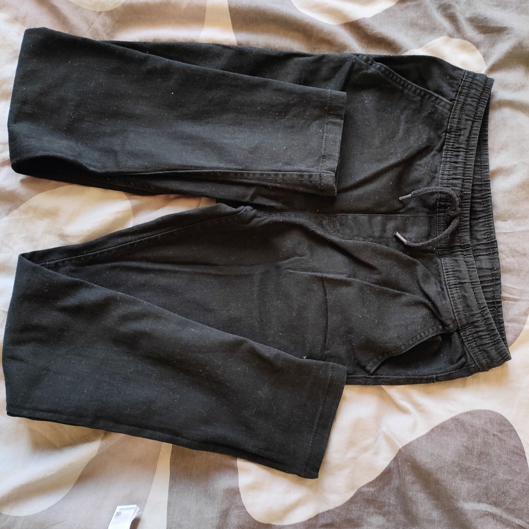 Spodnie jeansy 146 czarne chlopiece