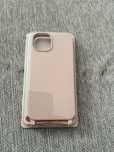 Etui Kamalion Iphone 13, 14 różowe ze sznurkuem.