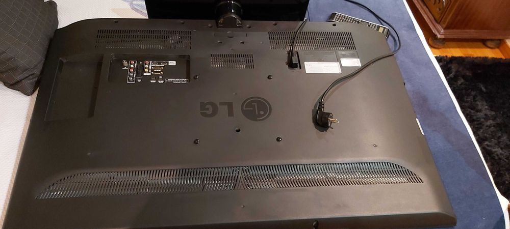 Tv lg em bom estado
