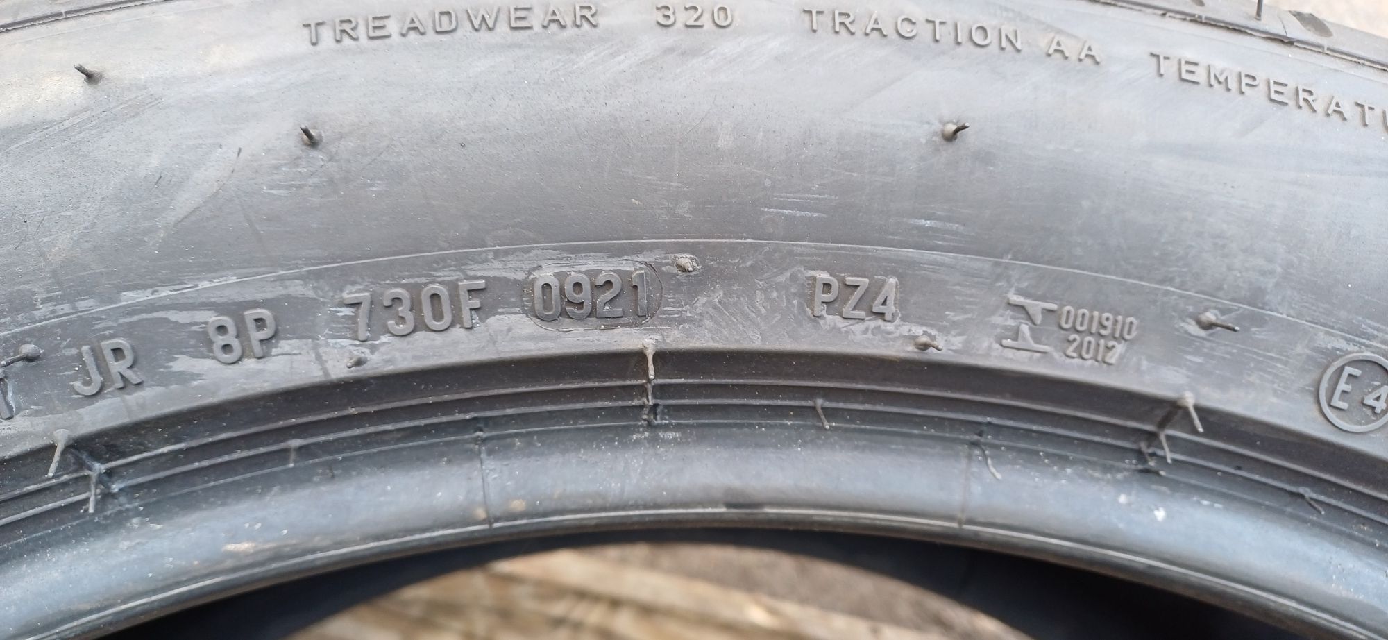 285/40R22 106Y PIRELLI , dwie opony letnie używane.