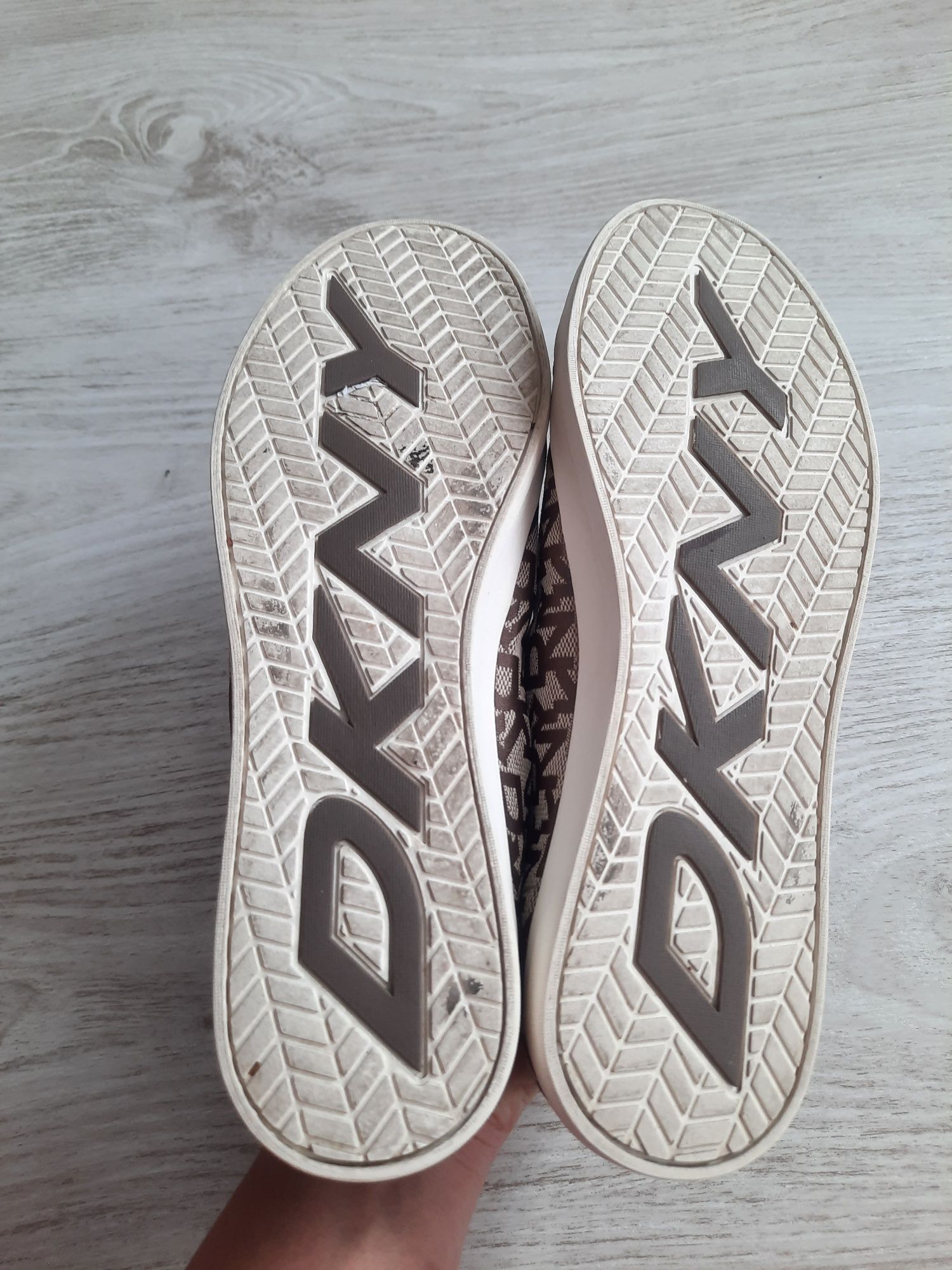 Кеды Dkny кеди мокасины кроссовки кеди черевики 24см р.37.5-38