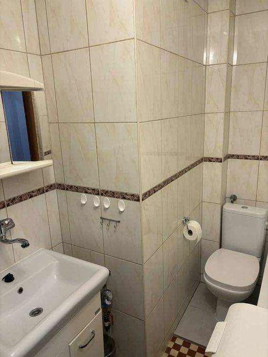 2 pokoje, oddzielna kuchnia, centrum Rumi