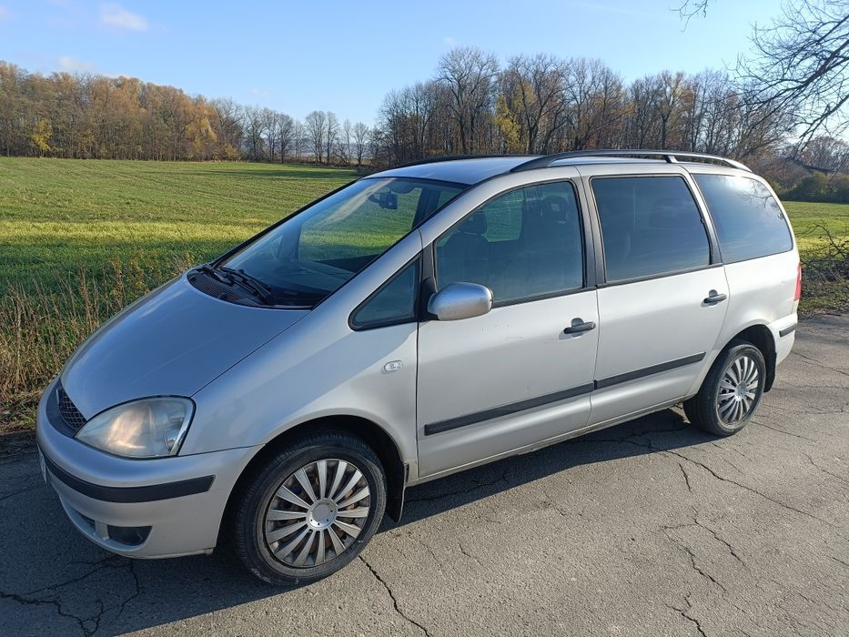 Ford Galaxy Lift z hakiem 1.9 TDI 7 osobowy 6 biegów