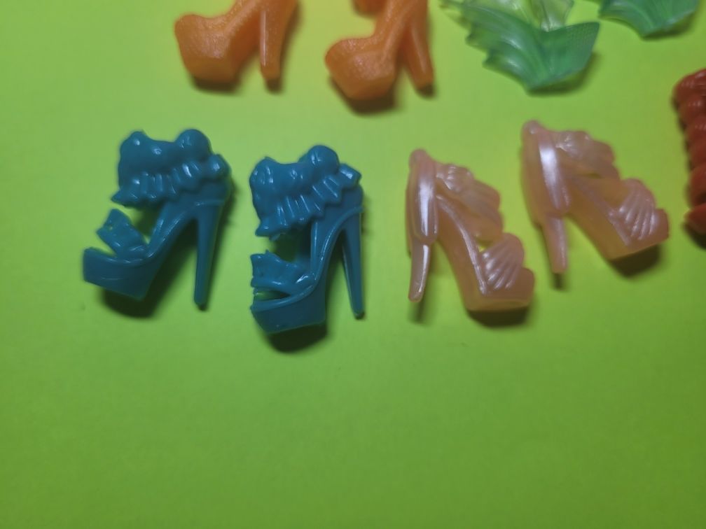 Buty dla lalki Barbie komplet