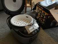 Russel Hobbs Multi Cooker. *Novo, nunca usado!*