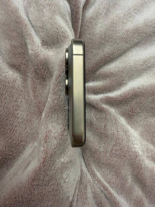 Iphone 15 pro max 256 gb e-sim