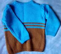 Тёплый двухцветный свитер