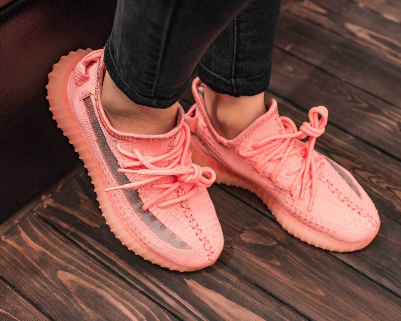 Кроссовки Adidas Yeezy Boost 350 V2 Pink