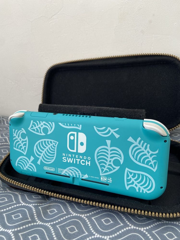 Konsola Nintendo Switch Lite + Zelda BoW
