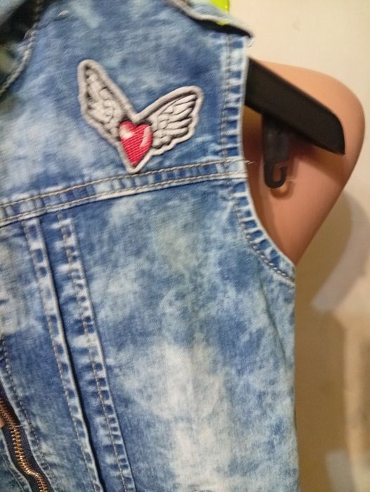 Kombinezon dla dziewczynki .Jensowy