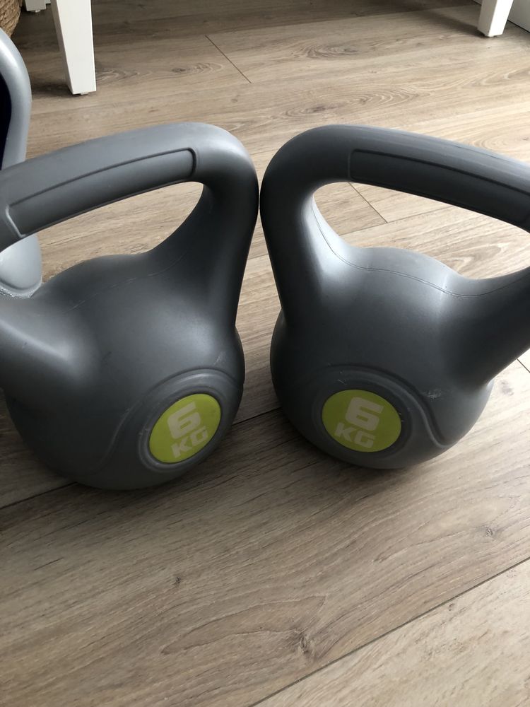 Kettlebell zestaw 12kg, 10kg, 2x6kg