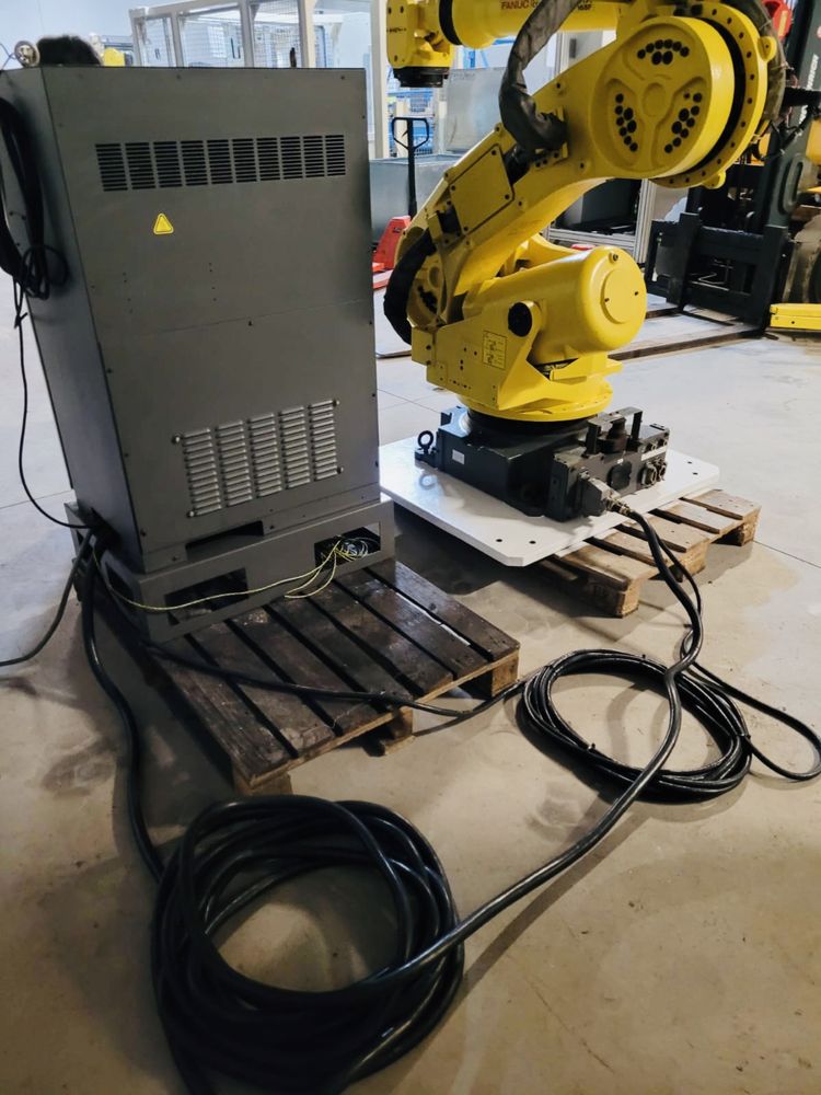Robot Przemysłowy  200iB FANUC Robot 2000iA 165F