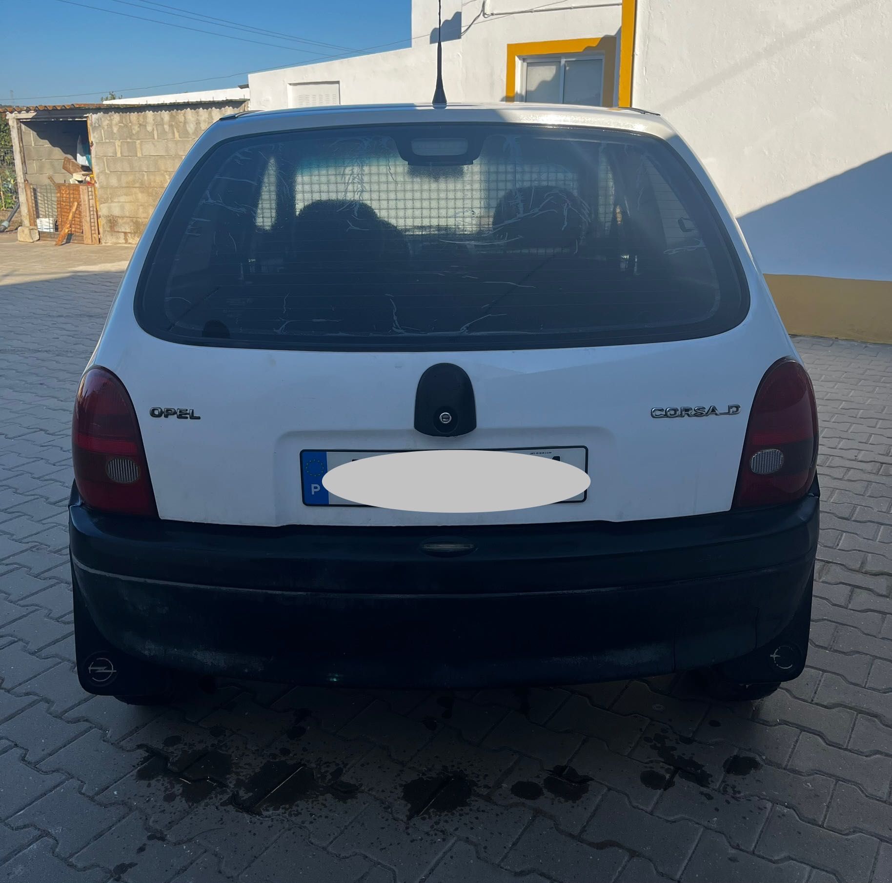 Opel corsa b Isuzu Comercial