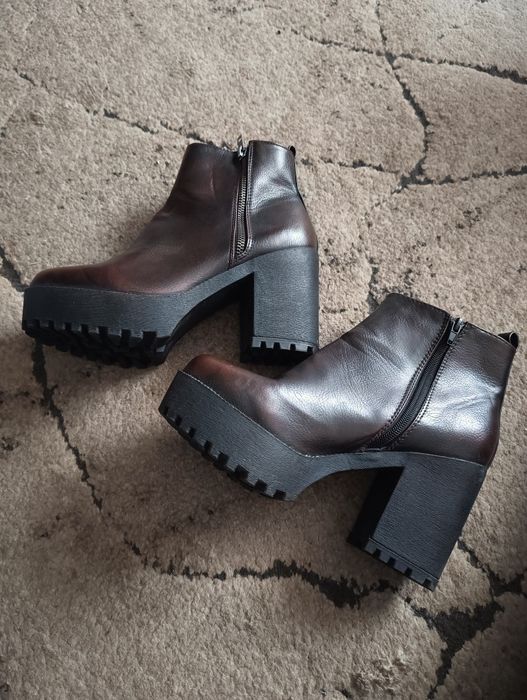 Butyi Cropp na koturnie. r39.