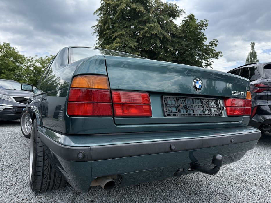 BMW 5 E34 музейна