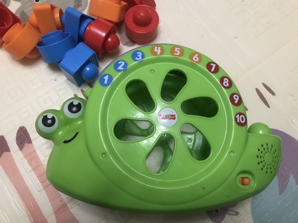 Fisher Price,улитка,равлик,сортер,музична іграшка,музыкальная игрушка