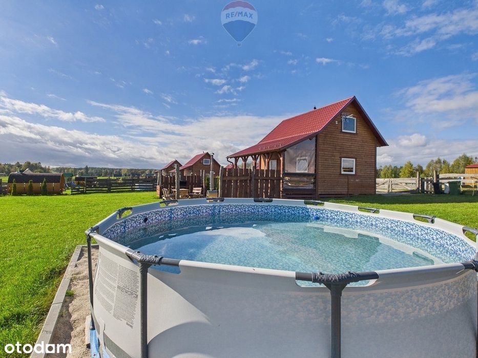 Kompleks sześciu domków letniskowych