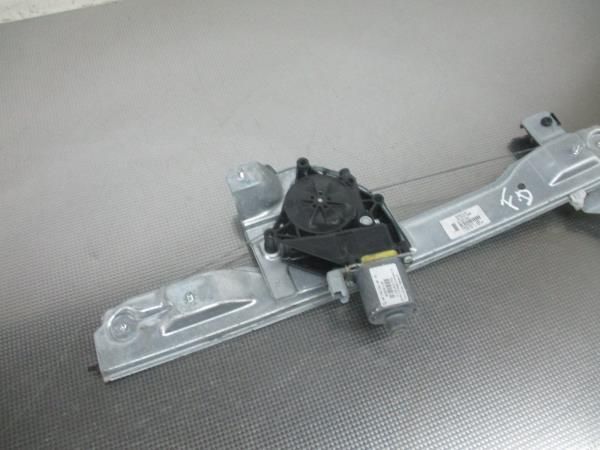 Elevador vidros frente direito PEUGEOT 208