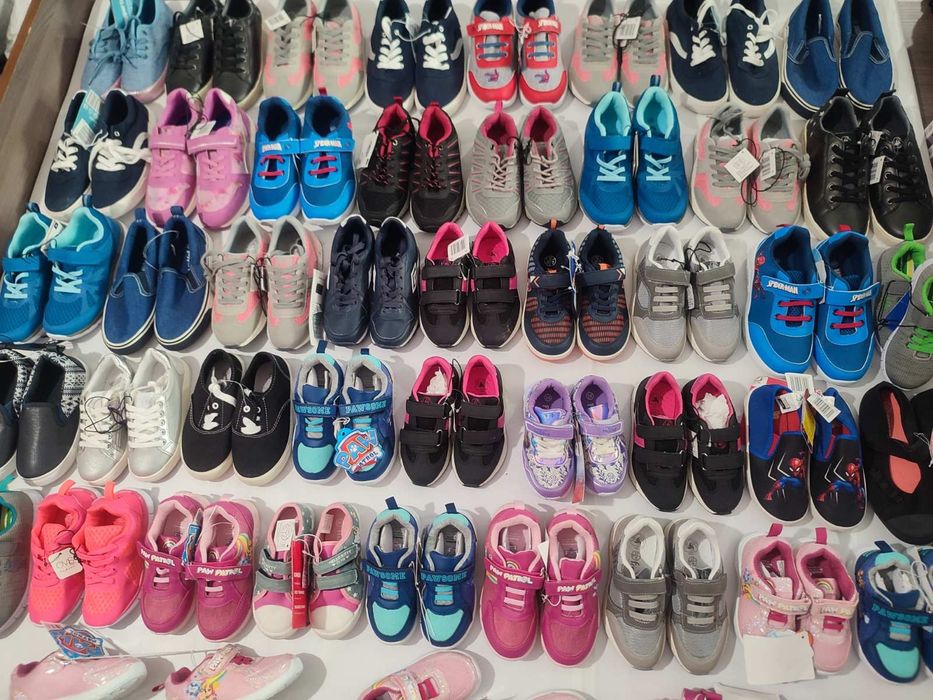 Лот кросівки дитячі гурт опт сток lupilu lidl