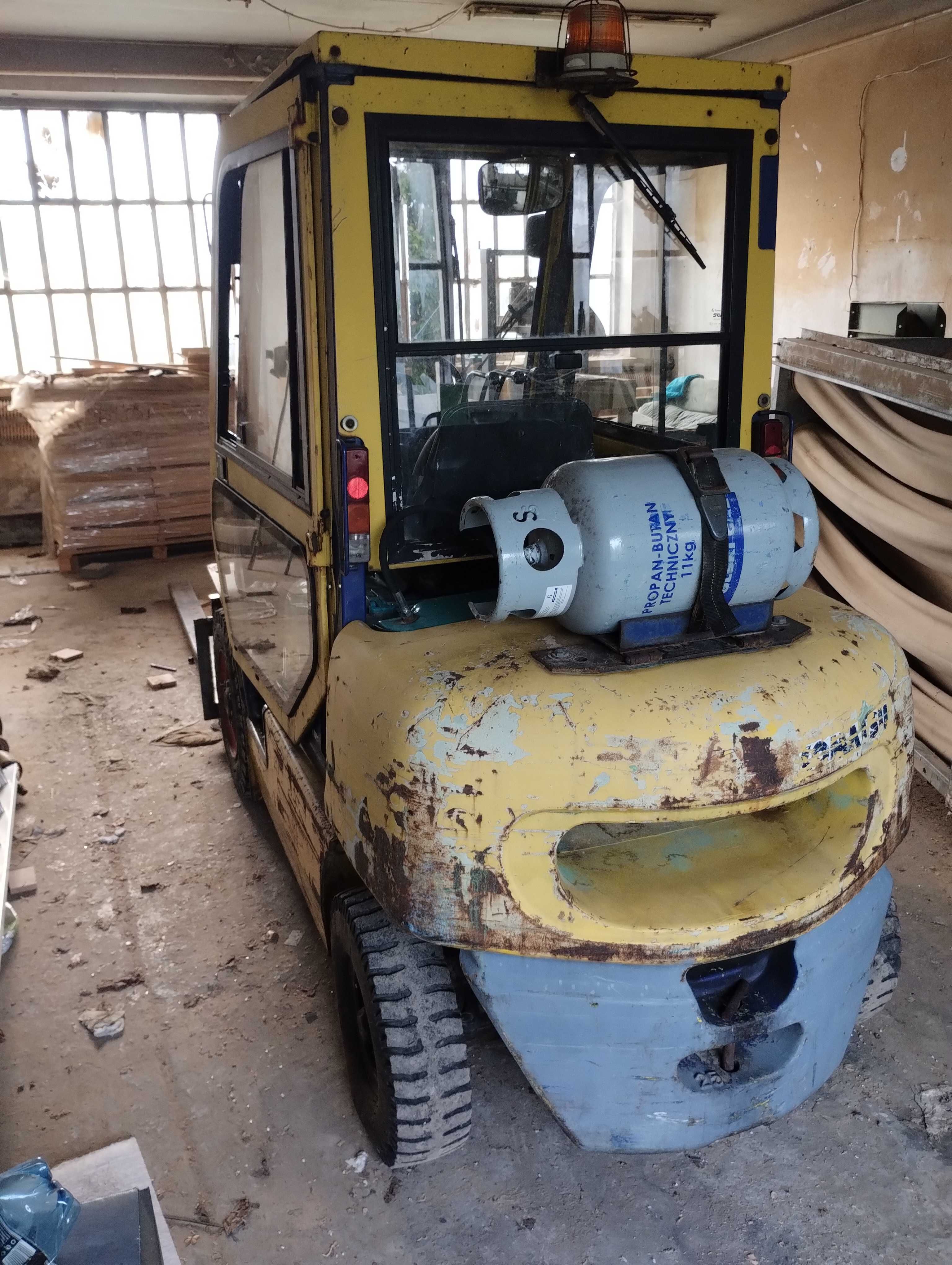 Wózek widłowy Komatsu FG25HT